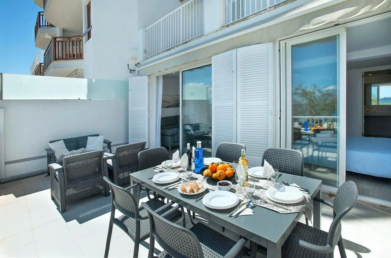 Villa Pine Walk Apartment By Vintage Travel Port de Pollença Spanje